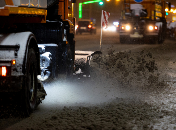 В ночь на 26 января на уборку казанских улиц выйдут 421 единица техники и 65 дорожных рабочих